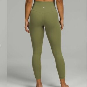 Lululemon Align High-Rise Pant 25"
Bronze Green Size 0